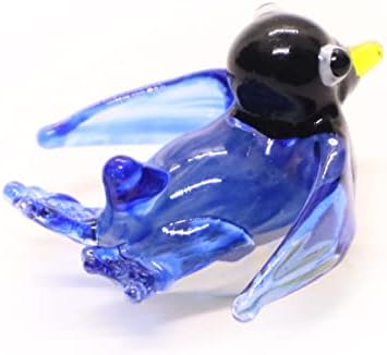 Дизайн ChangThai Малка Синя Фигурка Пингвин с Дължина 1 ¼ инча, Движещи се По Корем, Миниатюрна Ръчно Выдувка, Стъклени Антарктически Морски Птици, Цветни Малки Кристалн