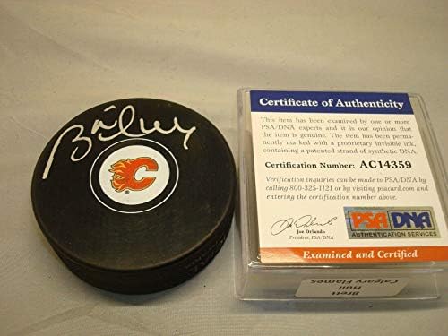 Брет Хъл подписа хокей шайба Калгари Флеймс с автограф на PSA/DNA COA 1Б - за Миене на НХЛ с автограф