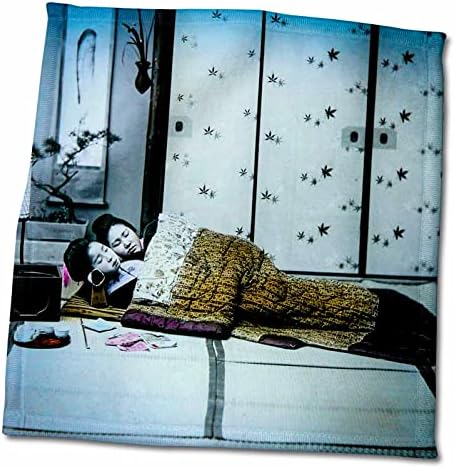 3dRose Реколта Пързалка с Приветствени Вълшебно Фенерче За Японски Спящи Момичета-Гейша - Кърпи (twl-246474-3)