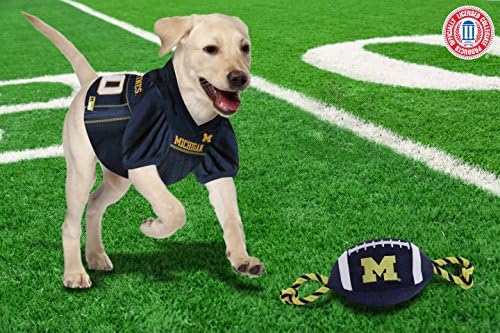 Pets First NCAA Michigan Wolverines Футболна Играчка за кучета, Трайни и Качествени Найлонови Материали, Трайни Теглене на Въже, Вътрешна