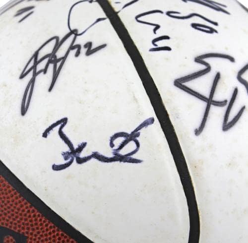 2010-11 Хит (15) Джеймс, Уейд, Милър Подписаха Семеен фестивал баскетбол JSA - Баскетболни топки с автографи