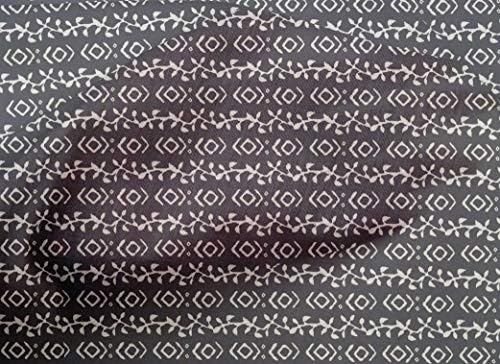 Плат от futon поплин oneOone с щампи във формата на ромбов и листа с ширина 56 см