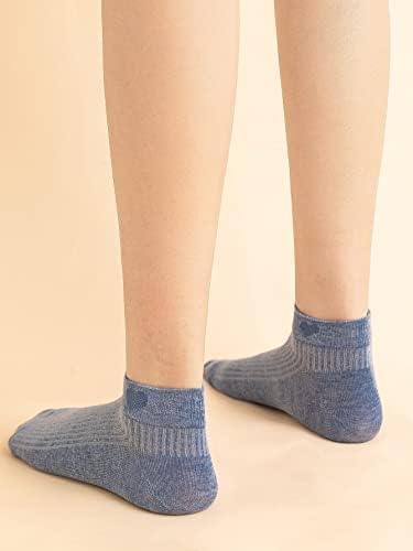 WDIRARA/ 8 Женски Двойки Цветни Спортни Чорапи с принтом във формата на сърце и вентилация с Ниско деколте на Щиколотке