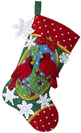 Bucilla, Определени за извършване на зарибяване с аппликацией от филц Коледа Кардиналите 18, който е подходящ за декоративно