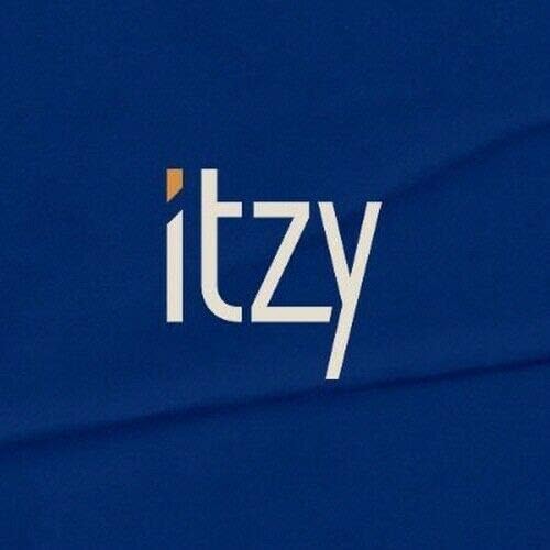 ITZY 'It' z Me' 2-ри мини-албум, комплект от 3 версии на CD + 80p Книга + 1p Картичка на корицата + 2p фотокарточка + Комплект