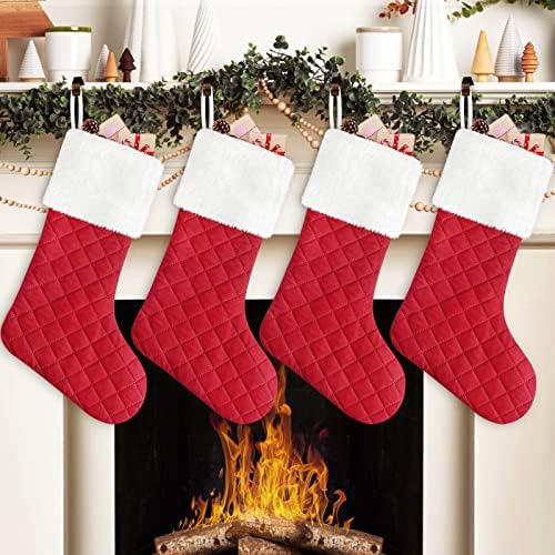 Коледни чорапи Yoochee, 4 опаковки, Големи 18-цолови чорапи в клетка от Бъфало за коледната украса, Трайни Коледни Чорапи, в червено и черна клетка (червен / бял плюшен ман