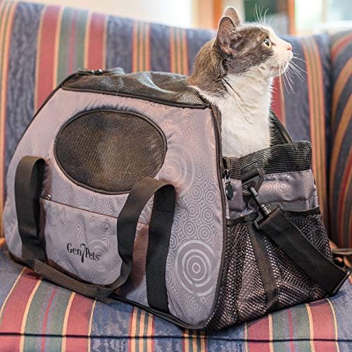 Переноска Gen7Pets Carry Me за кучета и котки – Удобна переноска, джоб за бутилка с вода, джоб с цип, поставени под повечето