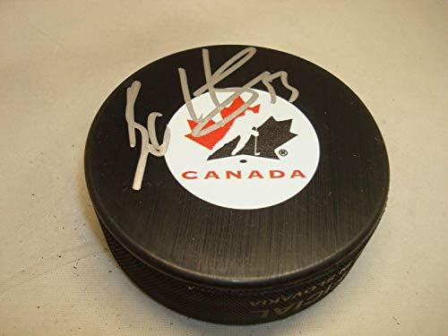 Бо Хорват подписа Хокей шайба на националния отбор на Канада с Автограф 1Б - за Миене на НХЛ с автограф