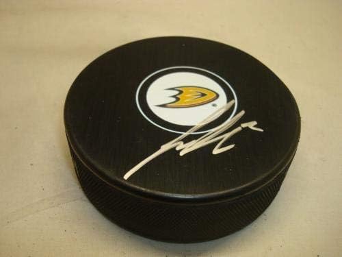 Хокейна шайба Люк Шенна Анахайм Дъкс с автограф от 1B - Шайби НХЛ с автограф