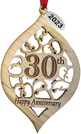 Декорация на 60-годишнината на 2023 - Украса с юбилей, красива дървена детайл, вырезанная лазер - предлага се в кутия за подарък, така че той е готов до дарению (60-годишни