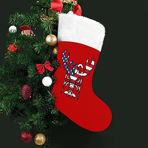 Коледни Чорапи с Омар под Флага на сащ от Червено Кадифе, с Бял Пакет шоколадови Бонбони, Коледни Декорации и Аксесоари