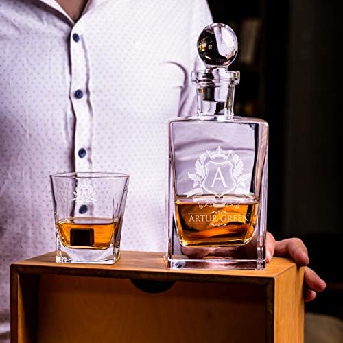 Персонализиран Набор от графинов за уиски с индивидуален лого дизайн. Обичай гарафа и 2 чаши с гравирани, 12 камъни за коллирования уиски