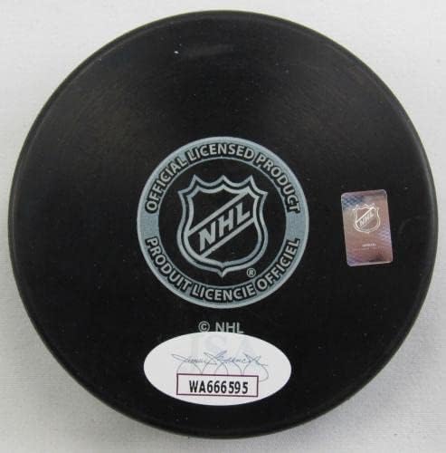 Хокейна шайба с логото на Рейнджърс с автограф от Джей Уэллса w/Insc JSA - за Миене на НХЛ с автограф