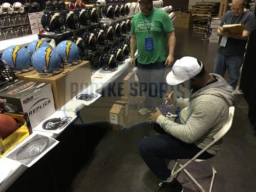 Ладейнян Томлинсън подписа връщане пълноценно синьо шлем NFL Лос Анджелис Чарджерс с надписи HOF 17, MVP 06 - Каски NFL с автограф